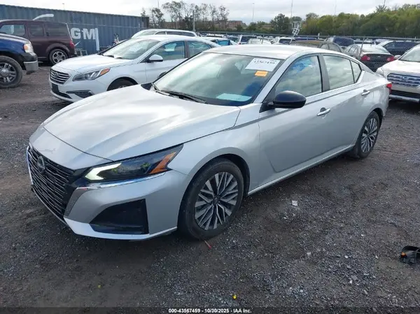 1N4BL4DV2RN390974 2024 NISSAN ALTIMA - Image 2