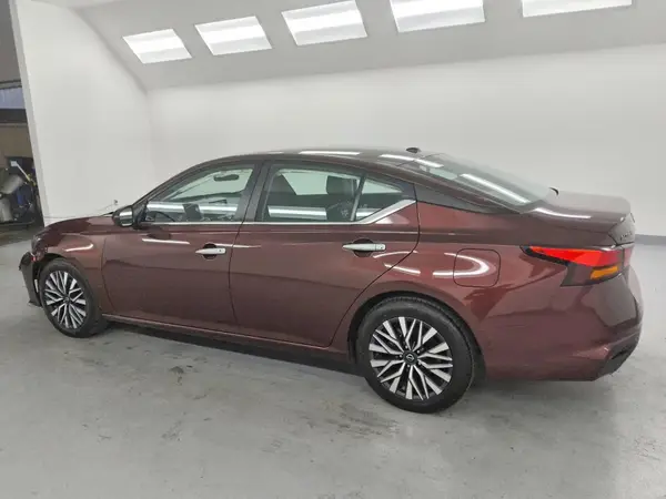1N4BL4DV2RN395446 2024 NISSAN ALTIMA - Image 2