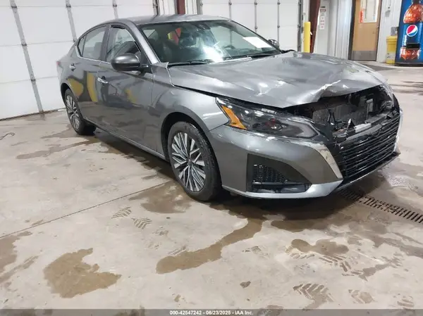 1N4BL4DV2RN401732 2024 NISSAN ALTIMA - Image 1