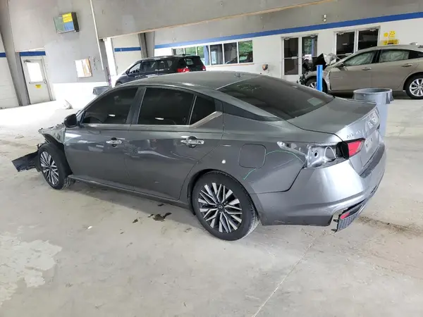 1N4BL4DV2RN404260 2024 NISSAN ALTIMA - Image 2