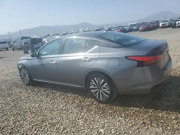 1N4BL4DV2RN409989 2024 NISSAN ALTIMA - Image 2