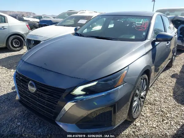 1N4BL4DV2RN417364 2024 NISSAN ALTIMA - Image 2