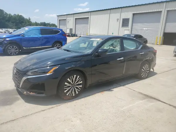 1N4BL4DV2RN426937 2024 NISSAN ALTIMA - Image 1