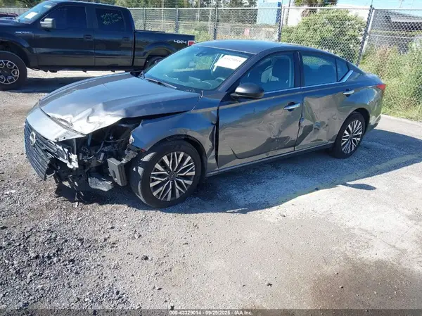 1N4BL4DV2RN429191 2024 NISSAN ALTIMA - Image 2