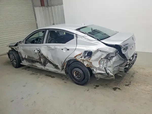 1N4BL4DV2RN430874 2024 NISSAN ALTIMA - Image 2