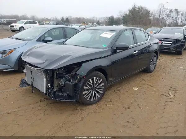 1N4BL4DV2RN432012 2024 NISSAN ALTIMA - Image 2