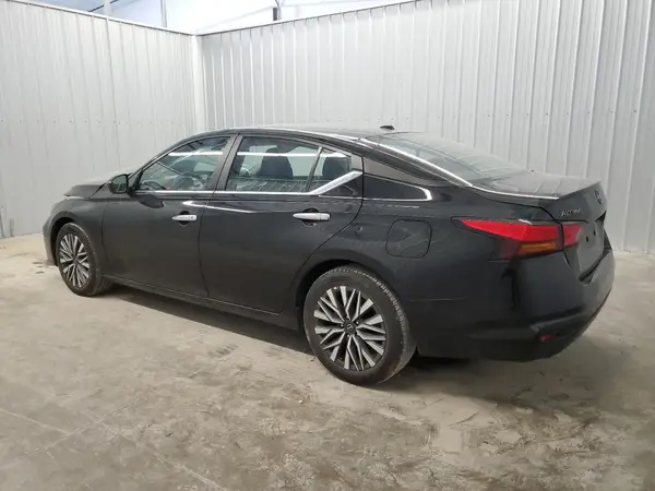 1N4BL4DV2RN432088 2024 NISSAN ALTIMA - Image 2