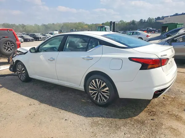 1N4BL4DV2SN303564 2025 NISSAN ALTIMA - Image 2