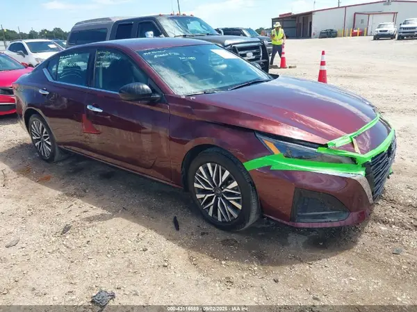 1N4BL4DV2SN303967 2025 NISSAN ALTIMA - Image 1