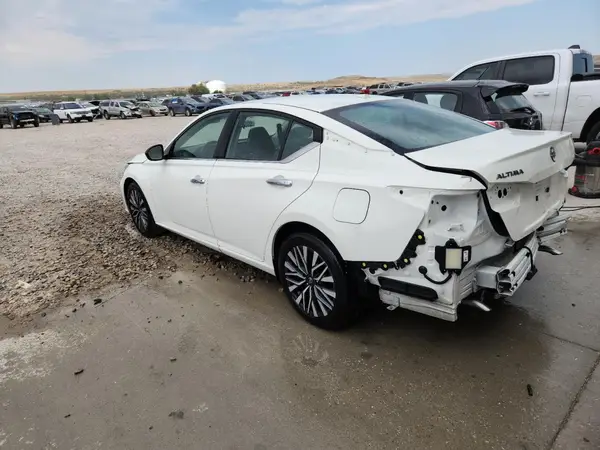 1N4BL4DV2SN317688 2025 NISSAN ALTIMA - Image 2