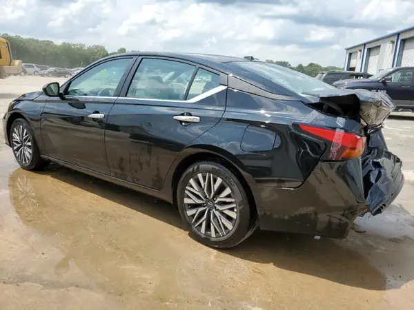 1N4BL4DV2SN330926 2025 NISSAN ALTIMA - Image 2