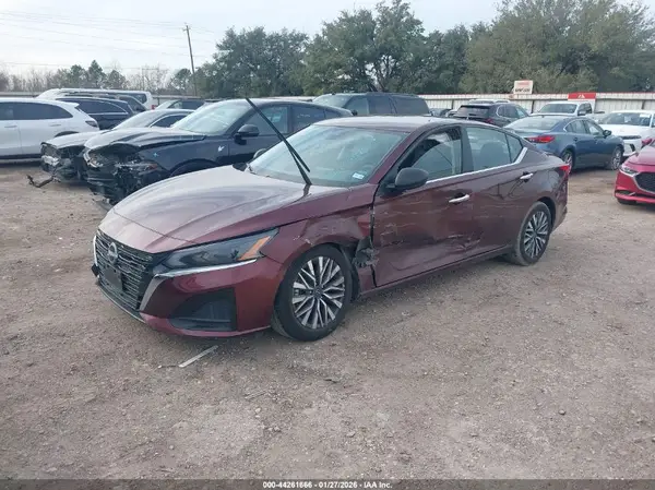 1N4BL4DV2SN343045 2025 NISSAN ALTIMA - Image 2