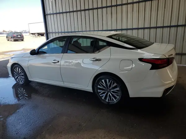 1N4BL4DV2SN350884 2025 NISSAN ALTIMA - Image 2