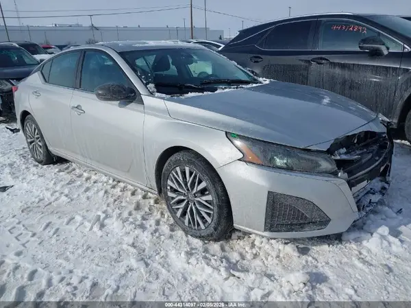1N4BL4DV2SN366180 2025 NISSAN ALTIMA - Image 1