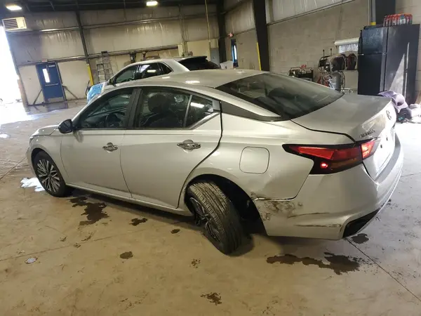 1N4BL4DV2SN372285 2025 NISSAN ALTIMA - Image 2