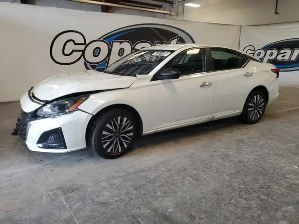 1N4BL4DV2SN376871 2025 NISSAN ALTIMA - Image 1