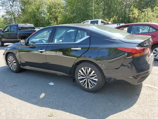 1N4BL4DV2SN383500 2025 NISSAN ALTIMA - Image 2