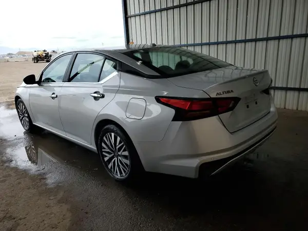 1N4BL4DV2SN385067 2025 NISSAN ALTIMA - Image 2