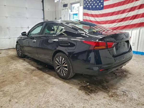 1N4BL4DV2SN391371 2025 NISSAN ALTIMA - Image 2