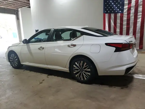 1N4BL4DV2SN393878 2025 NISSAN ALTIMA - Image 2