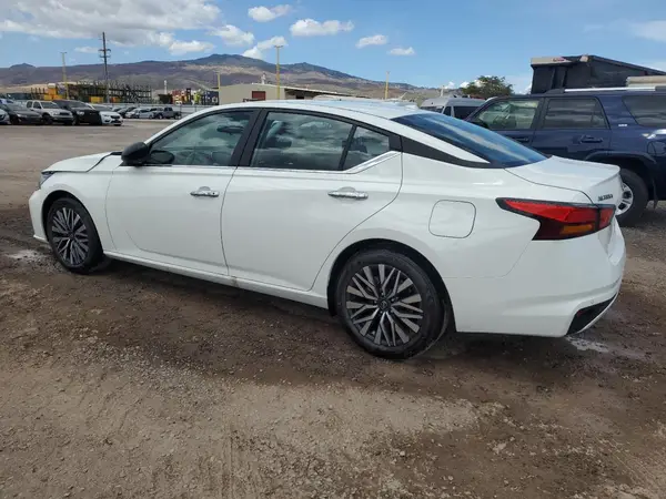 1N4BL4DV2SN399177 2025 NISSAN ALTIMA - Image 2