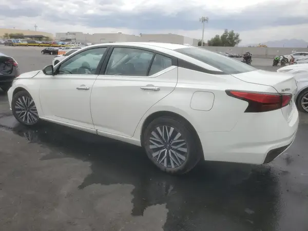 1N4BL4DV2SN399387 2025 NISSAN ALTIMA - Image 2