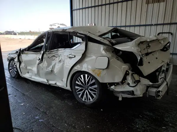 1N4BL4DV2SN399549 2025 NISSAN ALTIMA - Image 2