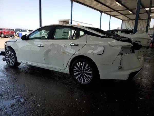 1N4BL4DV2SN399955 2025 NISSAN ALTIMA - Image 2