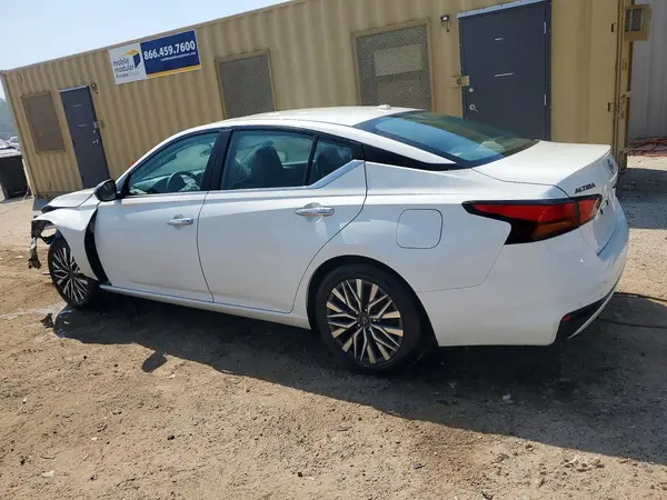1N4BL4DV2SN401218 2025 NISSAN ALTIMA - Image 2