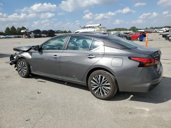 1N4BL4DV2SN404555 2025 NISSAN ALTIMA - Image 2