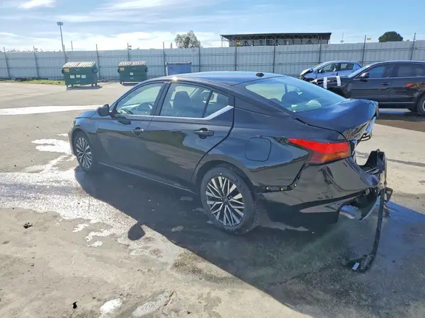 1N4BL4DV2TN304358 2026 NISSAN ALTIMA - Image 2
