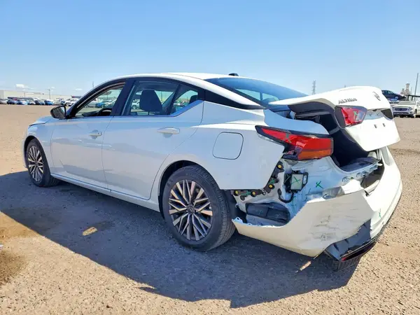 1N4BL4DV2TN316414 2026 NISSAN ALTIMA - Image 2