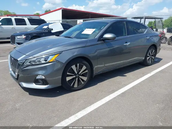 1N4BL4DV3KC126745 2019 NISSAN ALTIMA - Image 2