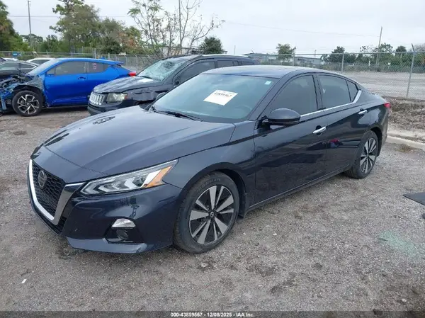 1N4BL4DV3KC138412 2019 NISSAN ALTIMA - Image 2