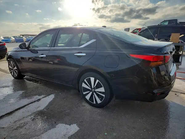 1N4BL4DV3KC211875 2019 NISSAN ALTIMA - Image 2