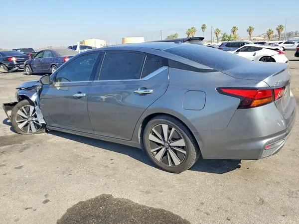 1N4BL4DV3LC253707 2020 NISSAN ALTIMA - Image 2