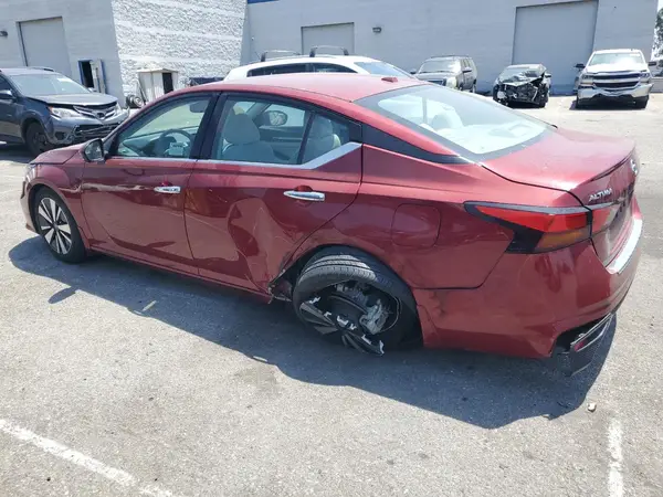 1N4BL4DV3LN323856 2020 NISSAN ALTIMA - Image 2