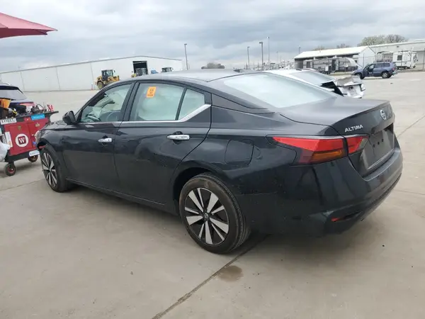1N4BL4DV3MN306069 2021 NISSAN ALTIMA - Image 2