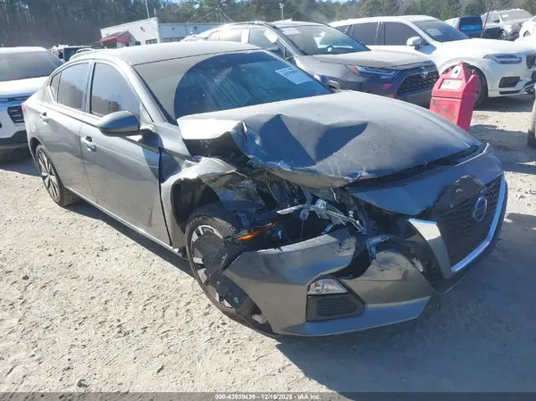 1N4BL4DV3MN346636 2021 NISSAN ALTIMA - Image 1