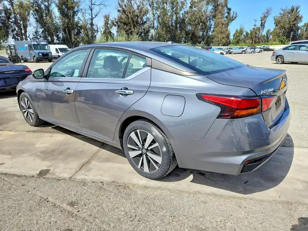 1N4BL4DV3MN361573 2021 NISSAN ALTIMA - Image 2
