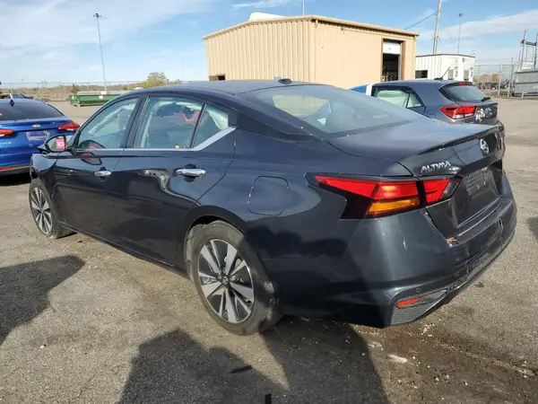1N4BL4DV3MN362769 2021 NISSAN ALTIMA - Image 2