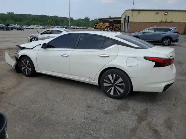 1N4BL4DV3MN389695 2021 NISSAN ALTIMA - Image 2