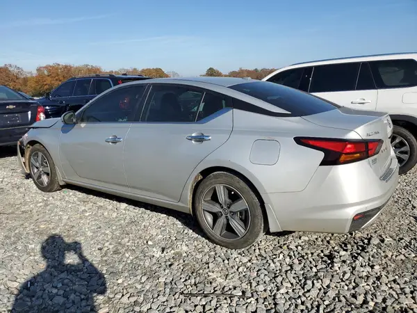 1N4BL4DV3MN416796 2021 NISSAN ALTIMA - Image 2