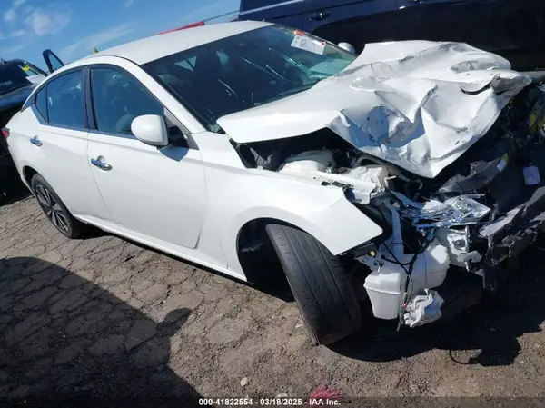 1N4BL4DV3MN417057 2021 NISSAN ALTIMA - Image 1