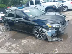 1N4BL4DV3MN418645 2021 NISSAN ALTIMA