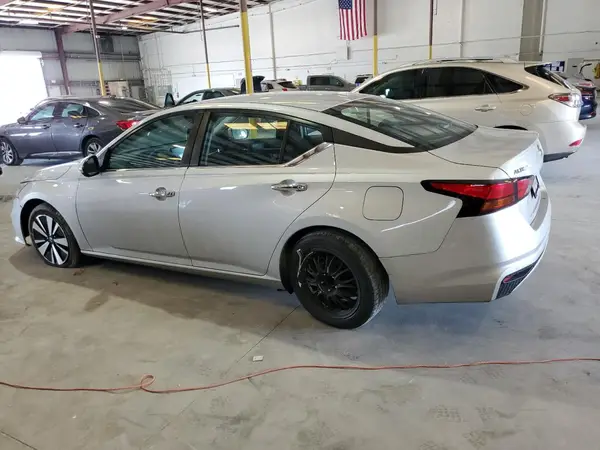 1N4BL4DV3NN303173 2022 NISSAN ALTIMA - Image 2