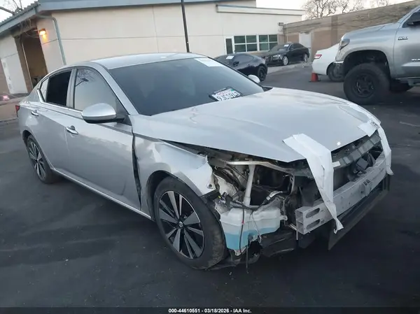 1N4BL4DV3NN335265 2022 NISSAN ALTIMA - Image 1