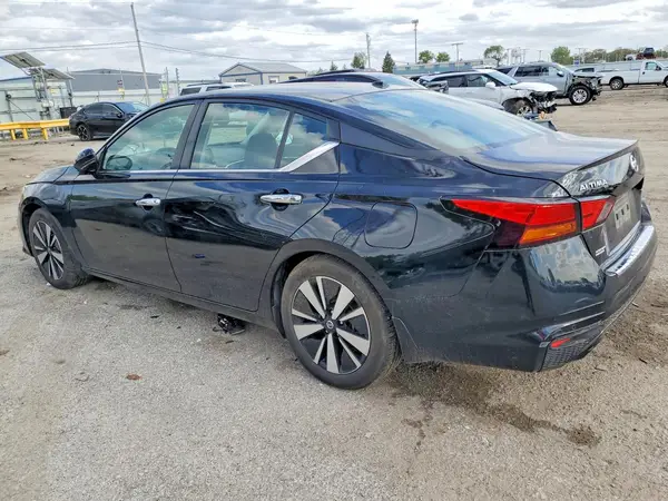 1N4BL4DV3NN355323 2022 NISSAN ALTIMA - Image 2