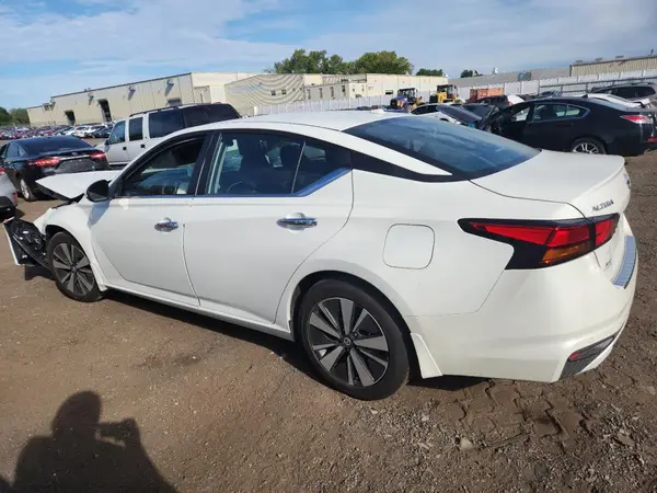 1N4BL4DV3NN358853 2022 NISSAN ALTIMA - Image 2