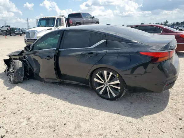 1N4BL4DV3NN394767 2022 NISSAN ALTIMA - Image 2